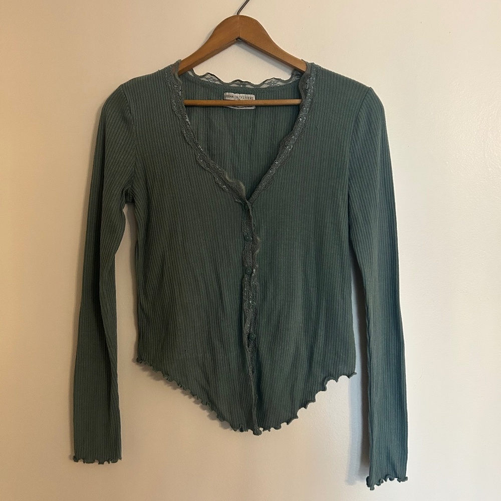 UO Top Long sleeves